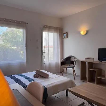 Appart-hotel Des Coquillages Kiwi Aytré