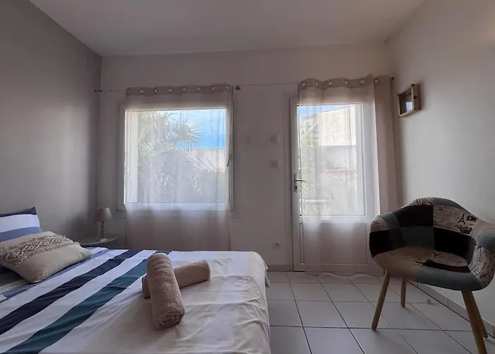 Appart-hotel Des Coquillages Kiwi Эйтре