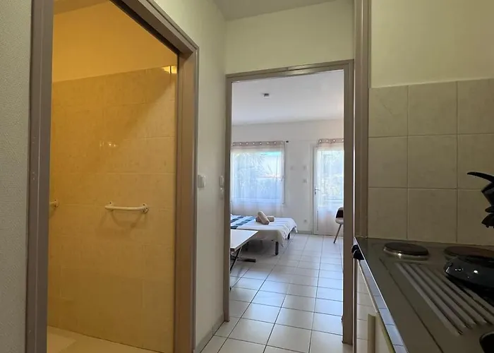 Appart-hotel Des Coquillages Kiwi Апартаменты *